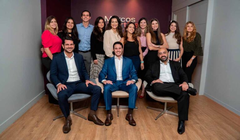 Marcos Martins Advogados e Arbach Farhat.